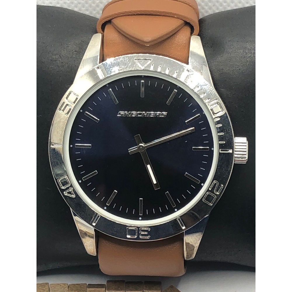 Skechers SR9012 Men Leather Analog Dial Quartz Watch W/ Band And Bracelet OP359